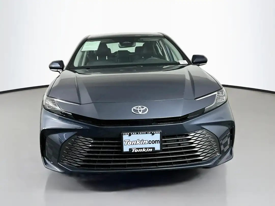 2026 Toyota Camry XLE - Image 2