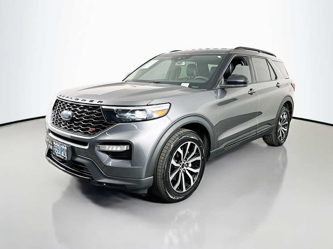 2023 Ford Explorer ST - Image 3