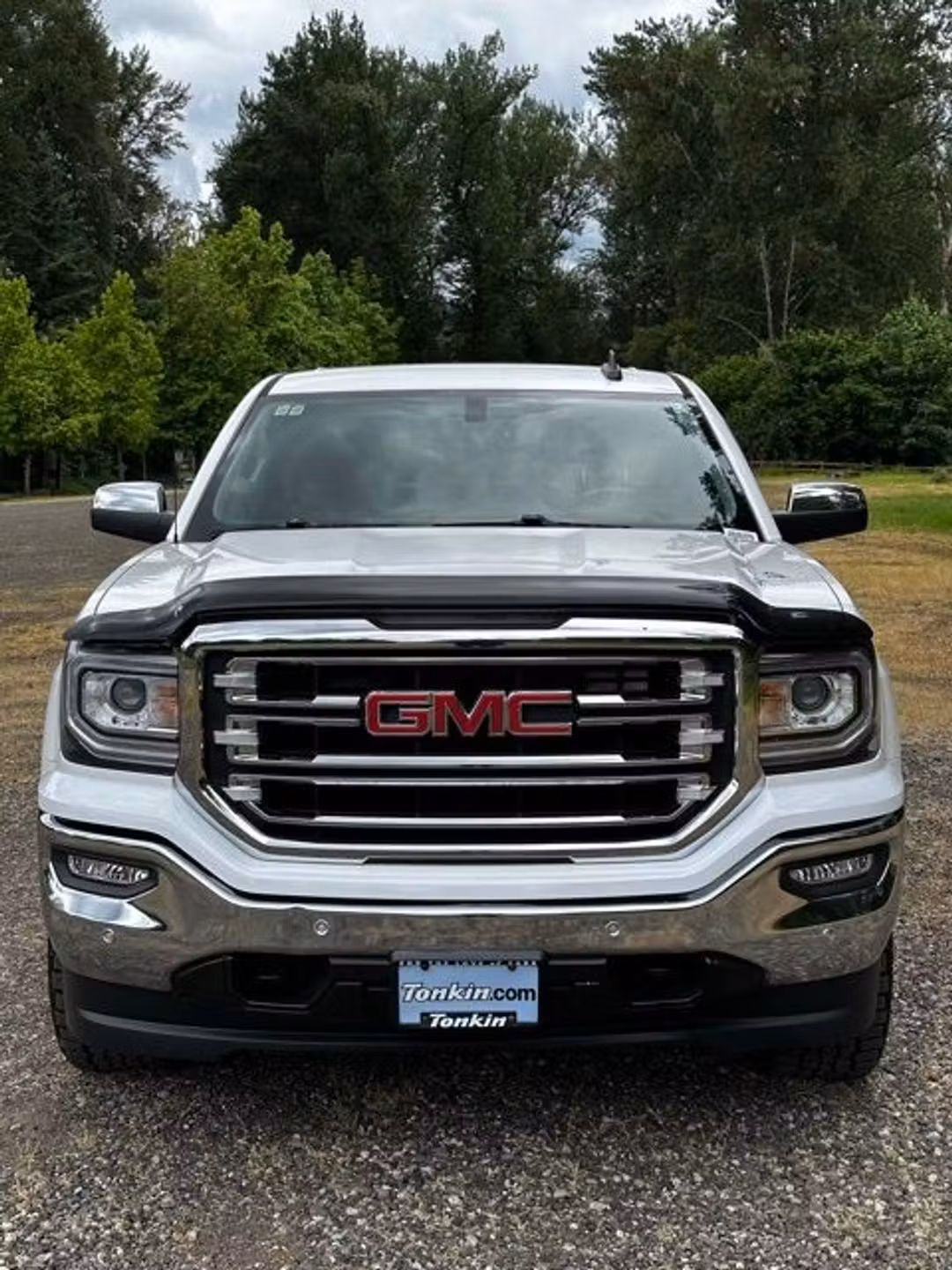 2018 GMC Sierra 1500 SLT - Image 3