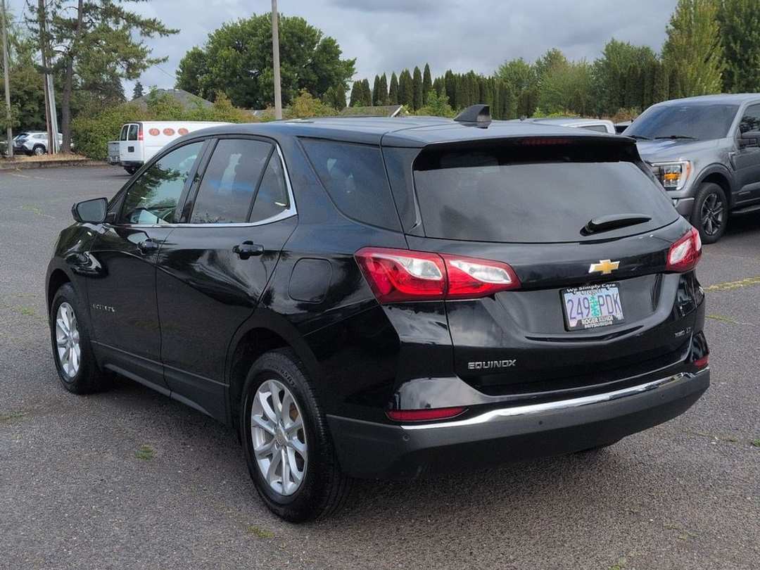 2020 Chevrolet Equinox LT - Image 3
