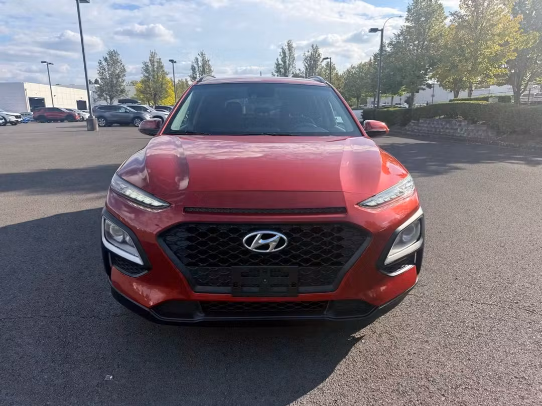 2020 Hyundai Kona SEL - Image 2