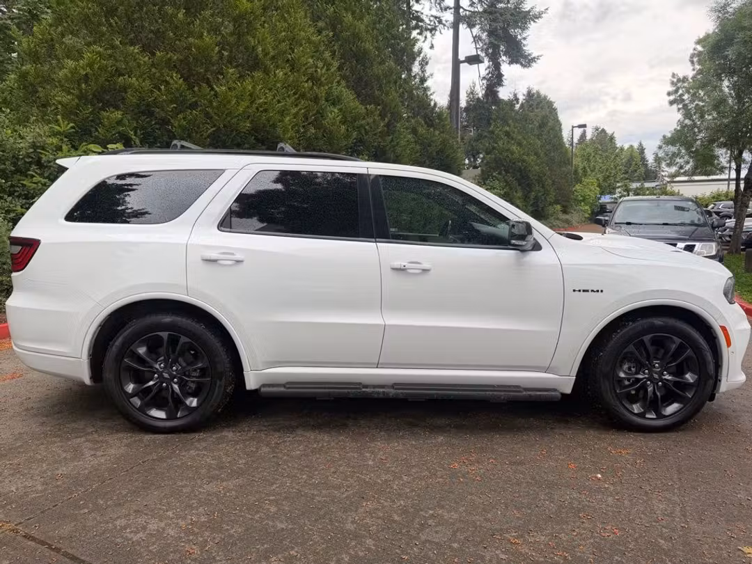 2024 Dodge Durango R/T Premium - Image 2
