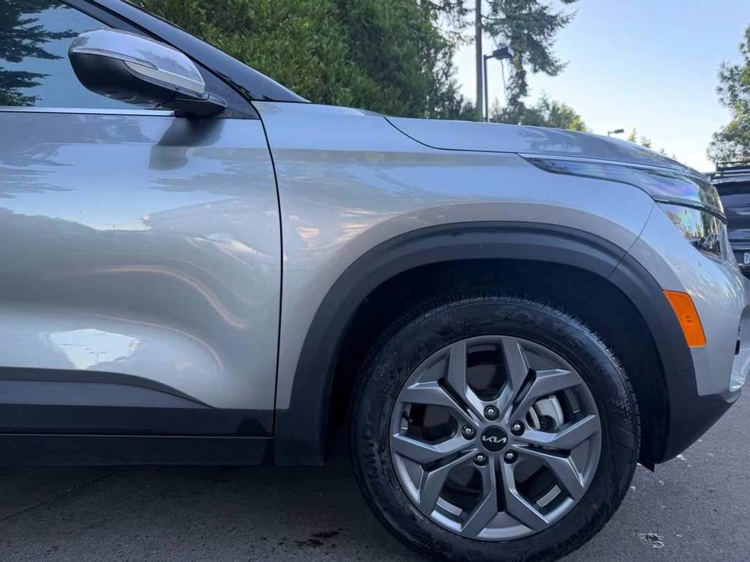 2024 Kia Seltos S - Image 3