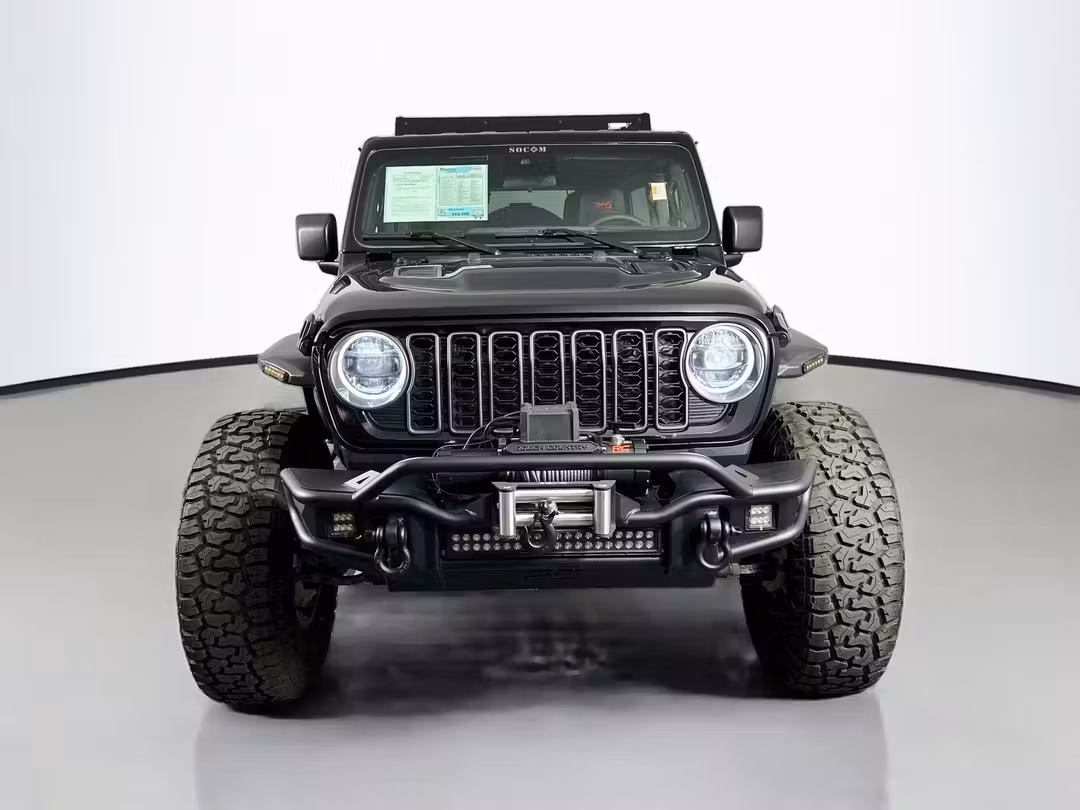 2025 Jeep Wrangler Rubicon - Image 2