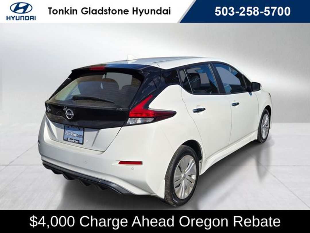 2025 Nissan LEAF S - Image 3