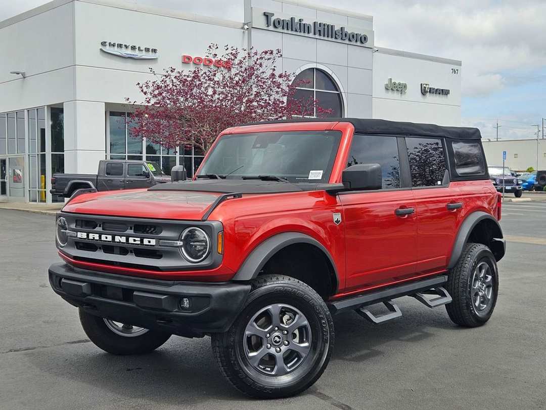 2022 Ford Bronco Big Bend - Image 2