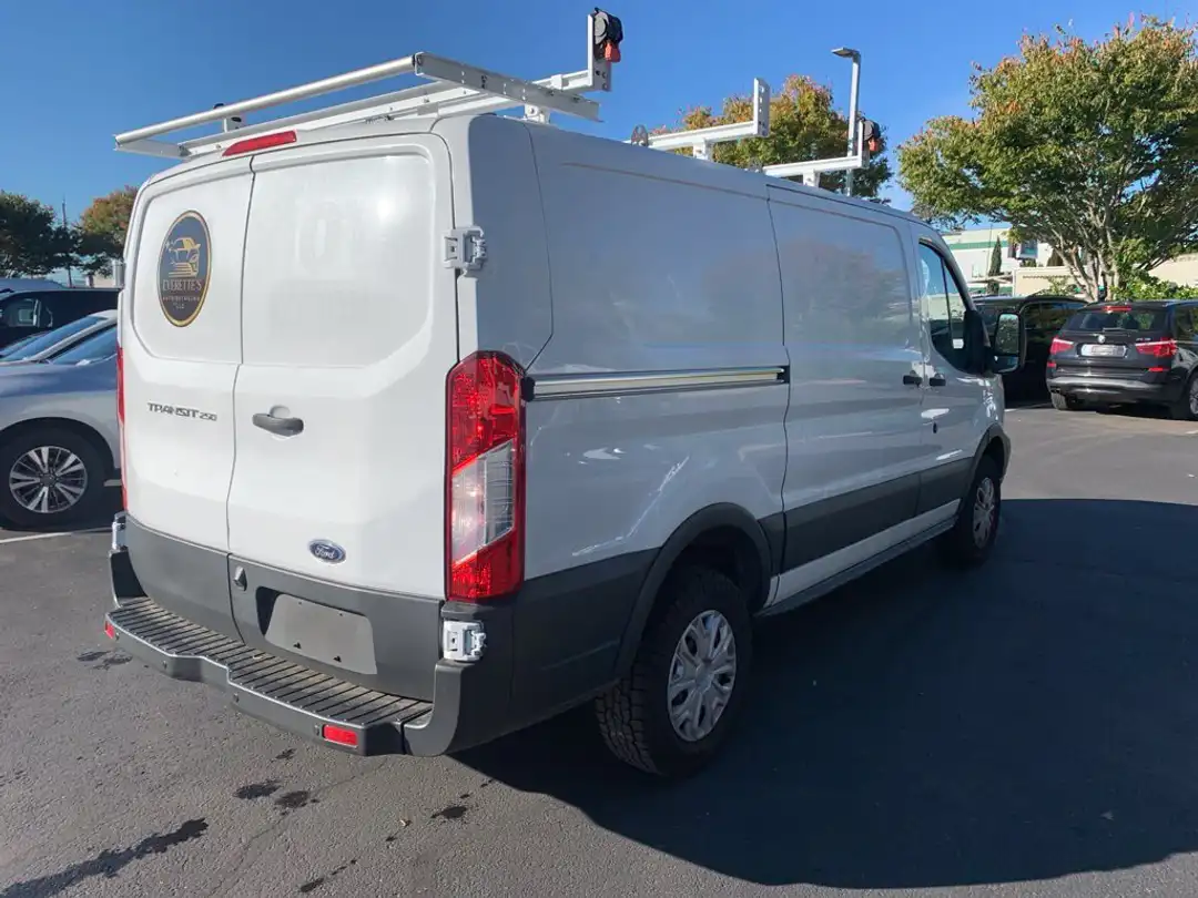 2016 Ford Transit-250 Base - Image 3