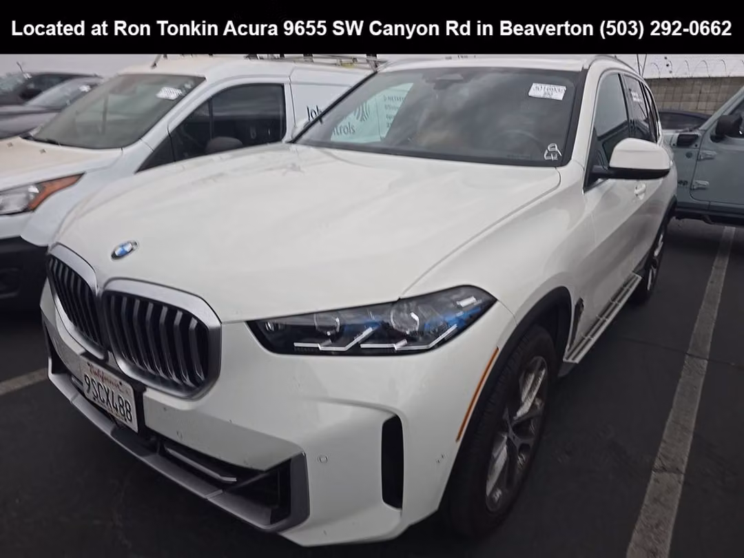 2025 BMW X5 xDrive40i - Image 3