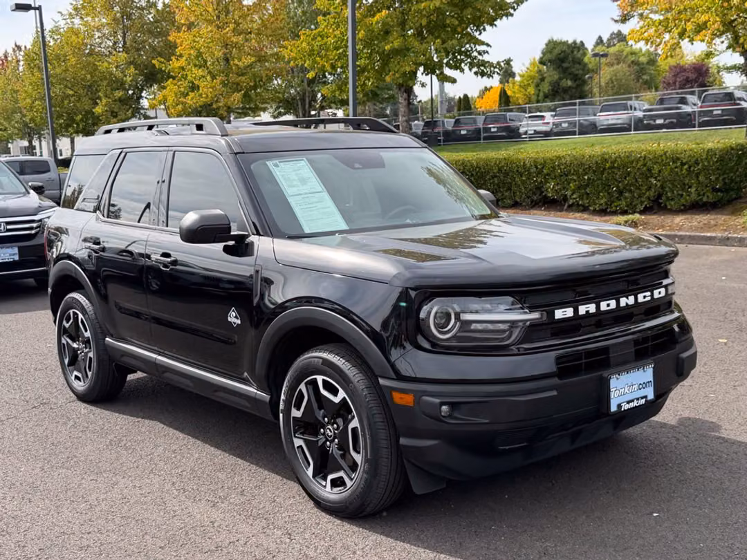 2024 Ford Bronco Sport Outer Banks - Image 2
