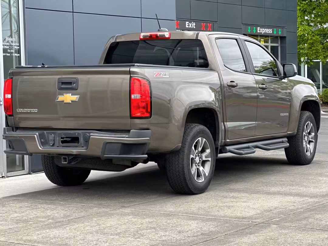 2015 Chevrolet Colorado Z71 - Image 3