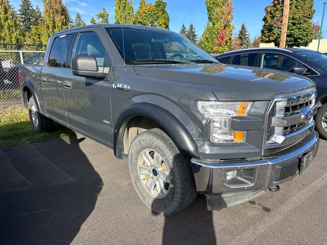 2017 Ford F-150 XLT - Image 2