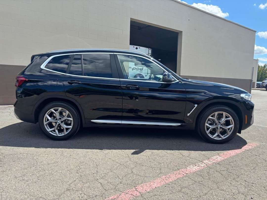 2022 BMW X3 xDrive30i - Image 3