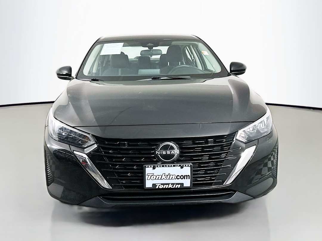 2024 Nissan Sentra SV - Image 2