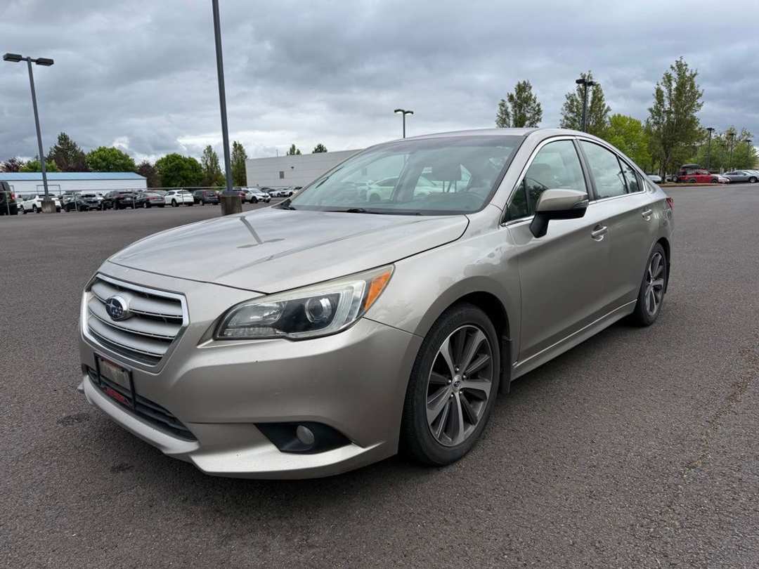 2015 Subaru Legacy 2.5i - Image 3
