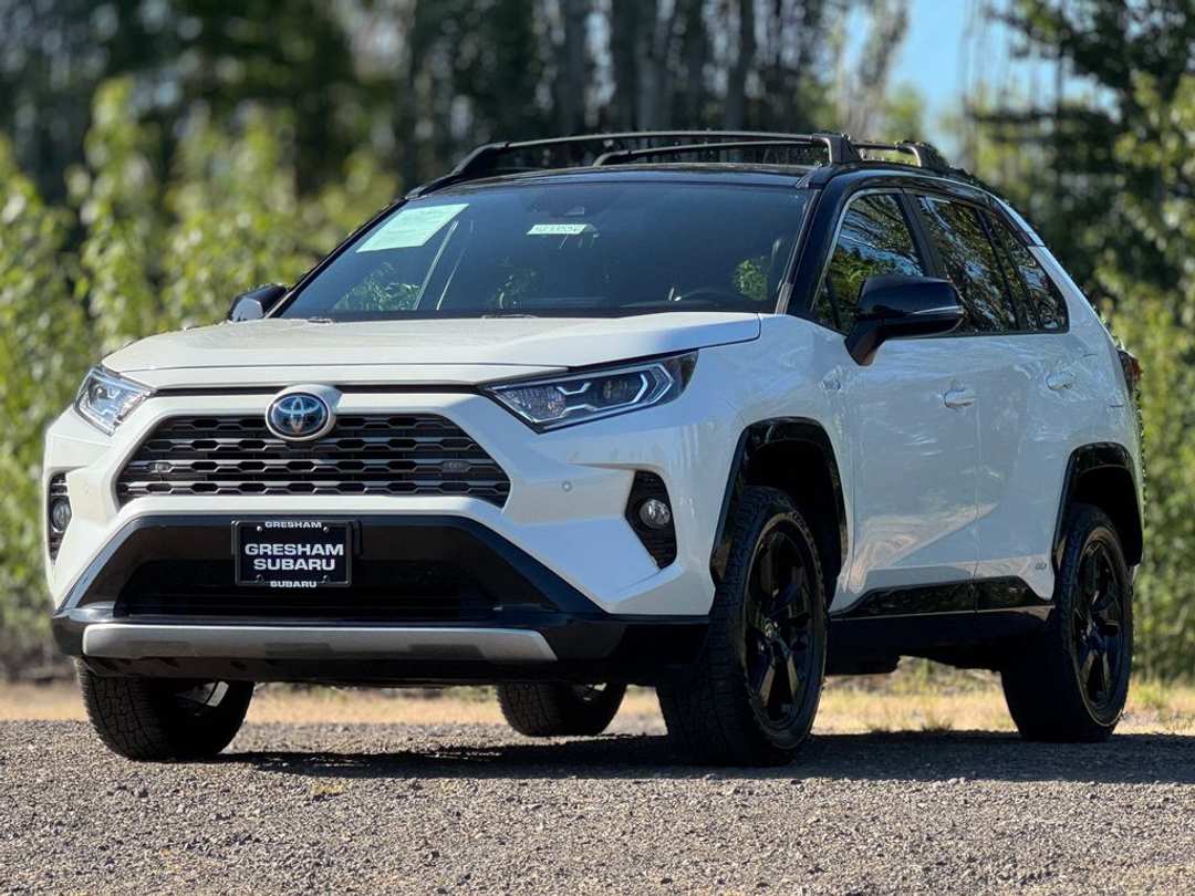 2021 Toyota Rav4 Hybrid XSE - Image 3