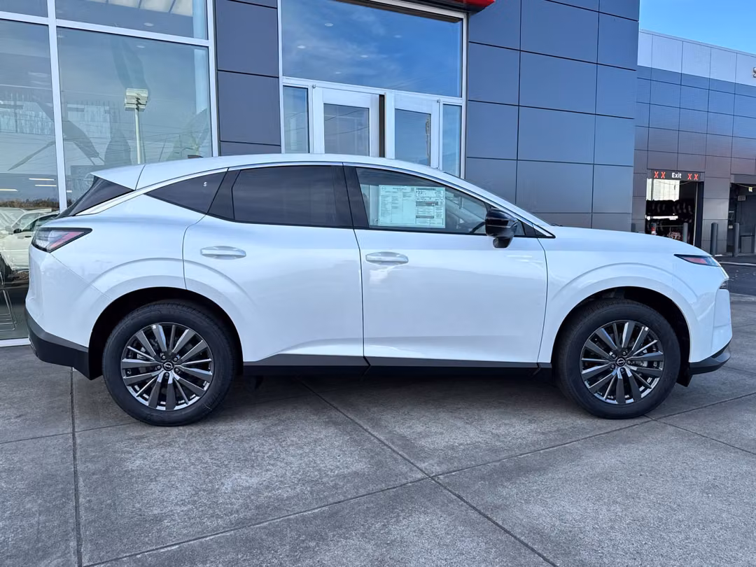 2026 Nissan Murano SL - Image 3