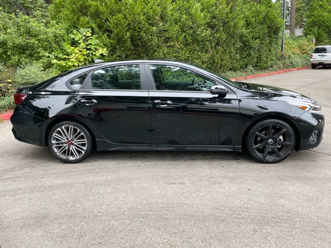 2024 Kia Forte GT - Image 3