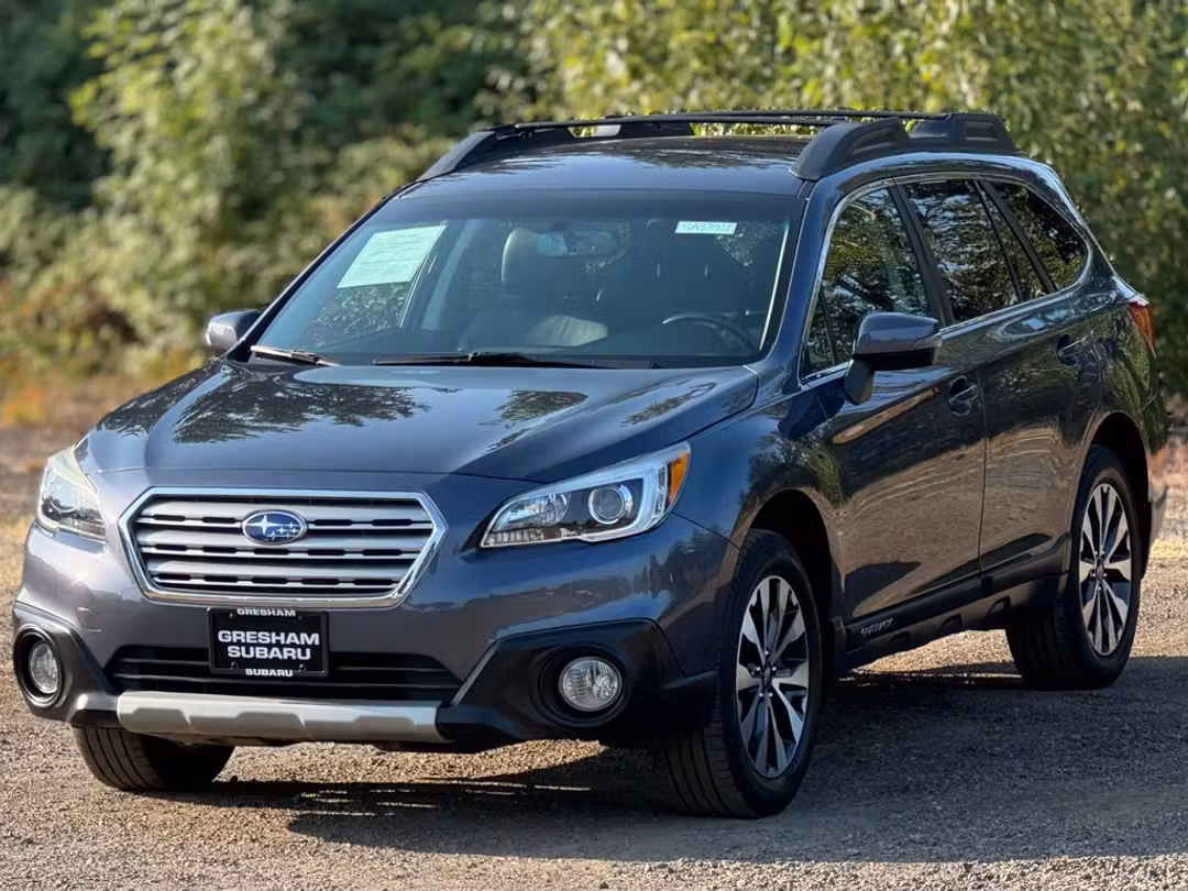 2016 Subaru Outback 2.5i - Image 3