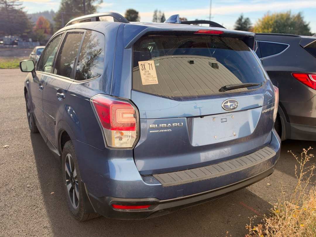 2018 Subaru Forester 2.5i Premium - Image 2
