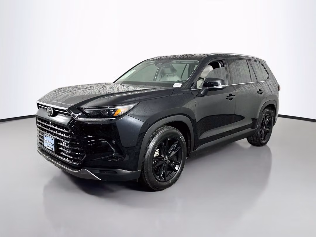 2024 Toyota Grand Highlander Hybrid Limited - Image 3