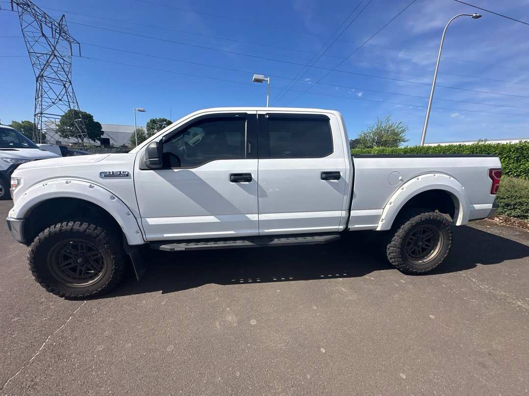 2019 Ford F-150 XLT - Image 2