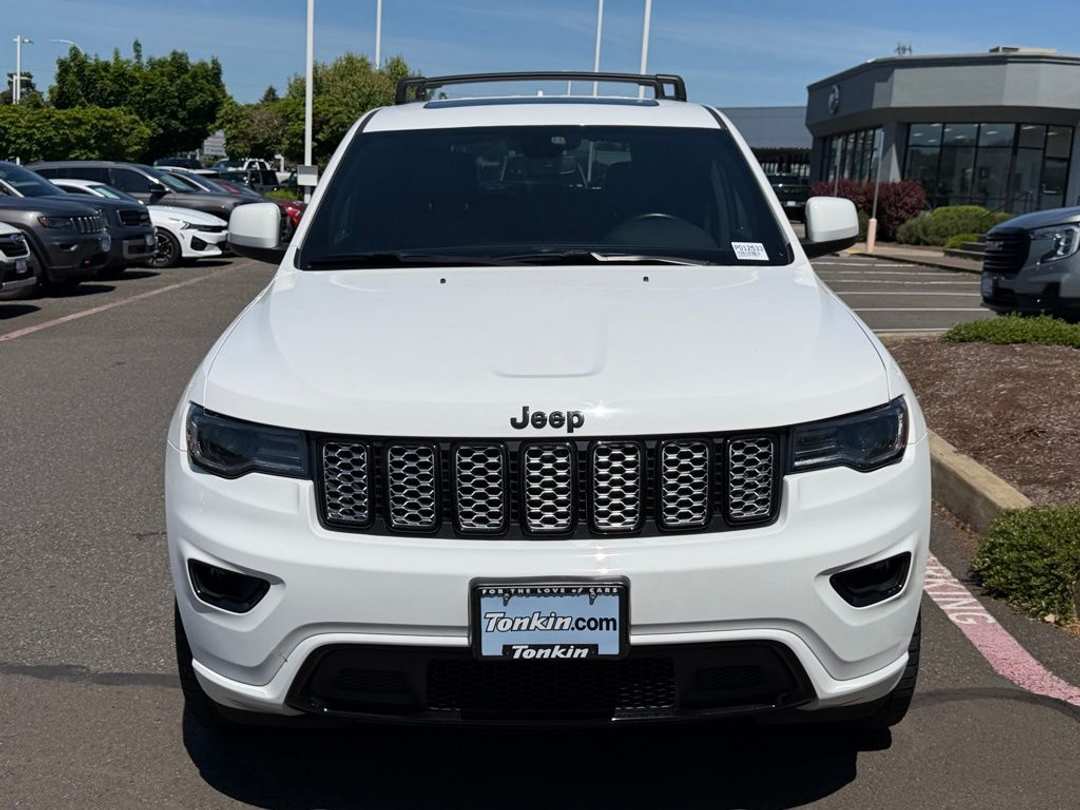 2022 Jeep Grand Cherokee Wk Laredo X - Image 3