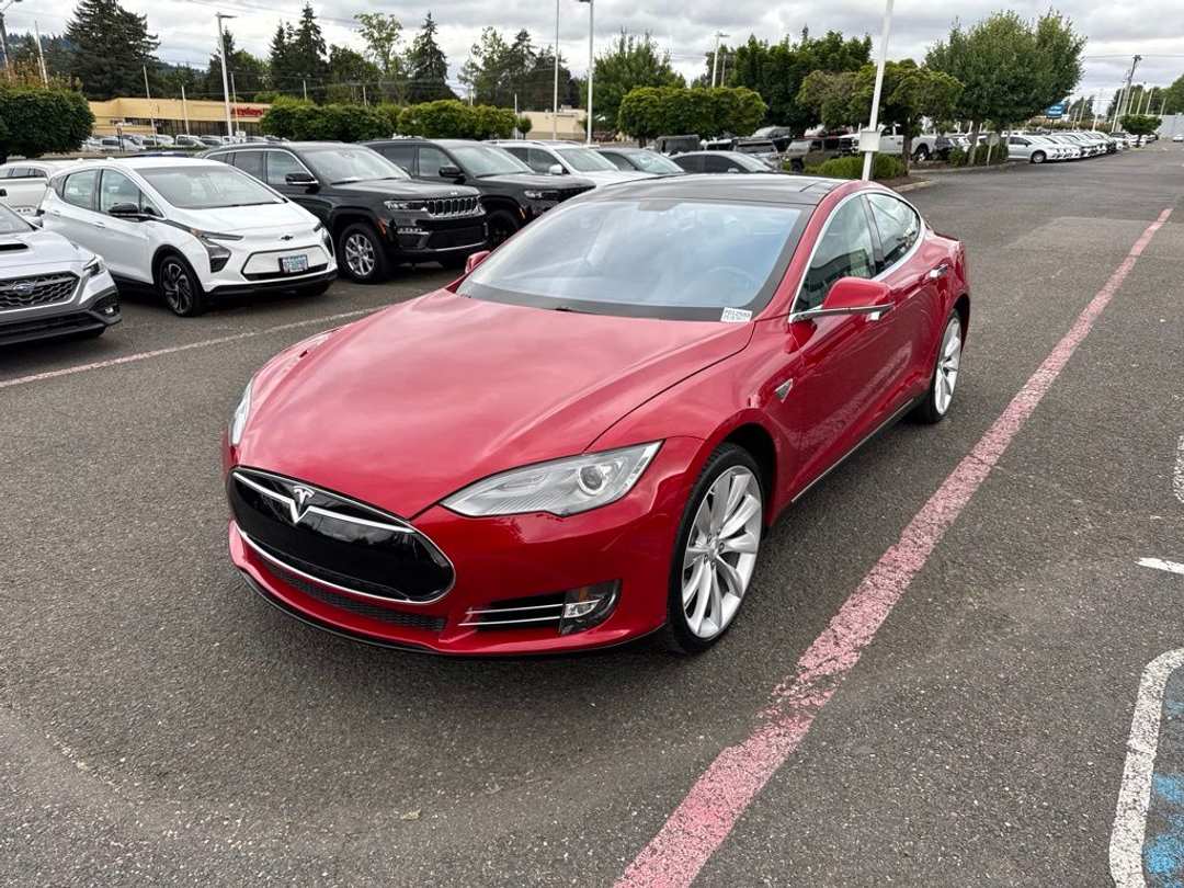 2013 Tesla Model S Performance - Image 3