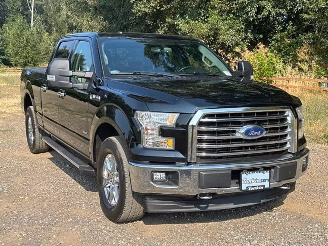 2017 Ford F-150 XLT - Image 2
