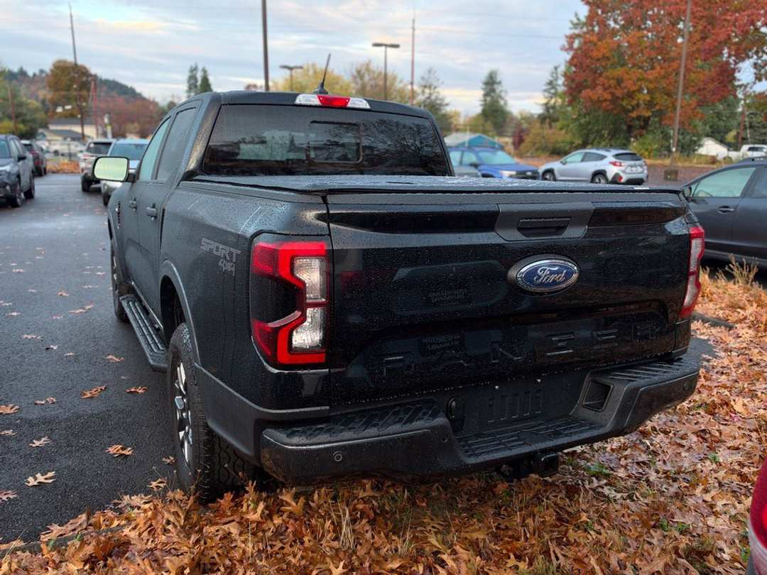 2024 Ford Ranger XLT - Image 2