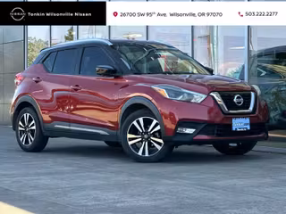 2019 Nissan Kicks SR