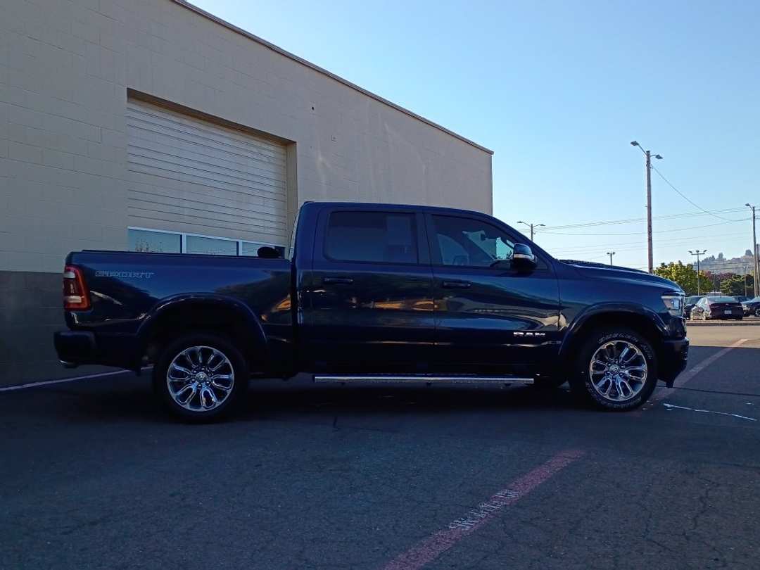 2022 Ram 1500 Laramie - Image 3