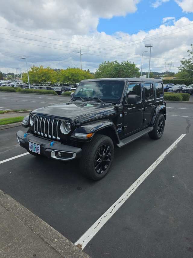 2023 Jeep Wrangler Sahara 4xe
