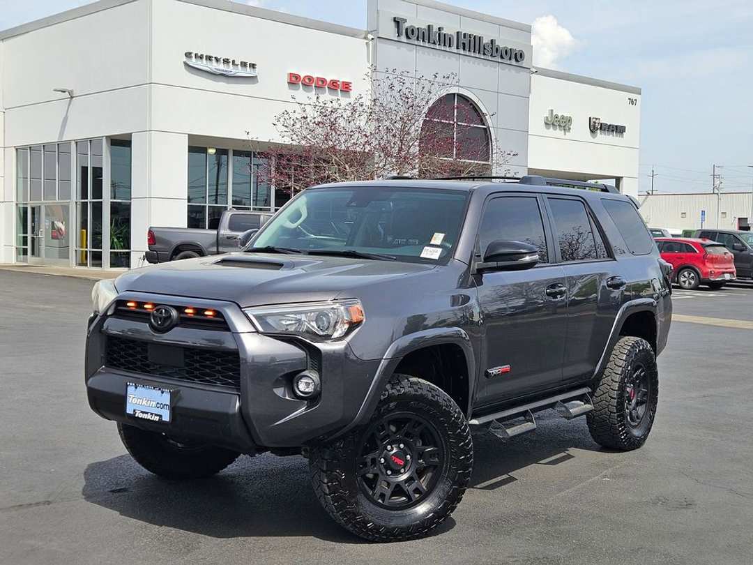 2021 Toyota 4Runner Venture - Image 2