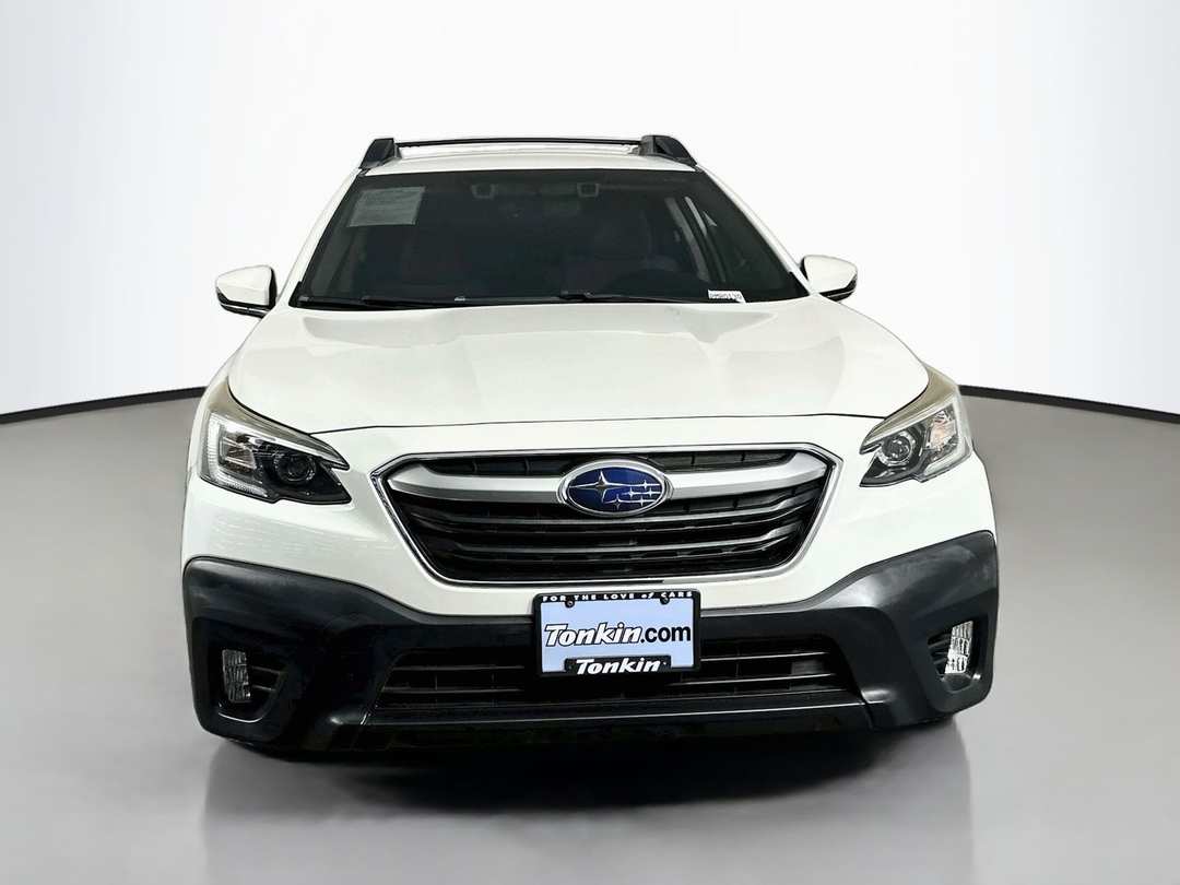 2021 Subaru Outback Premium - Image 2