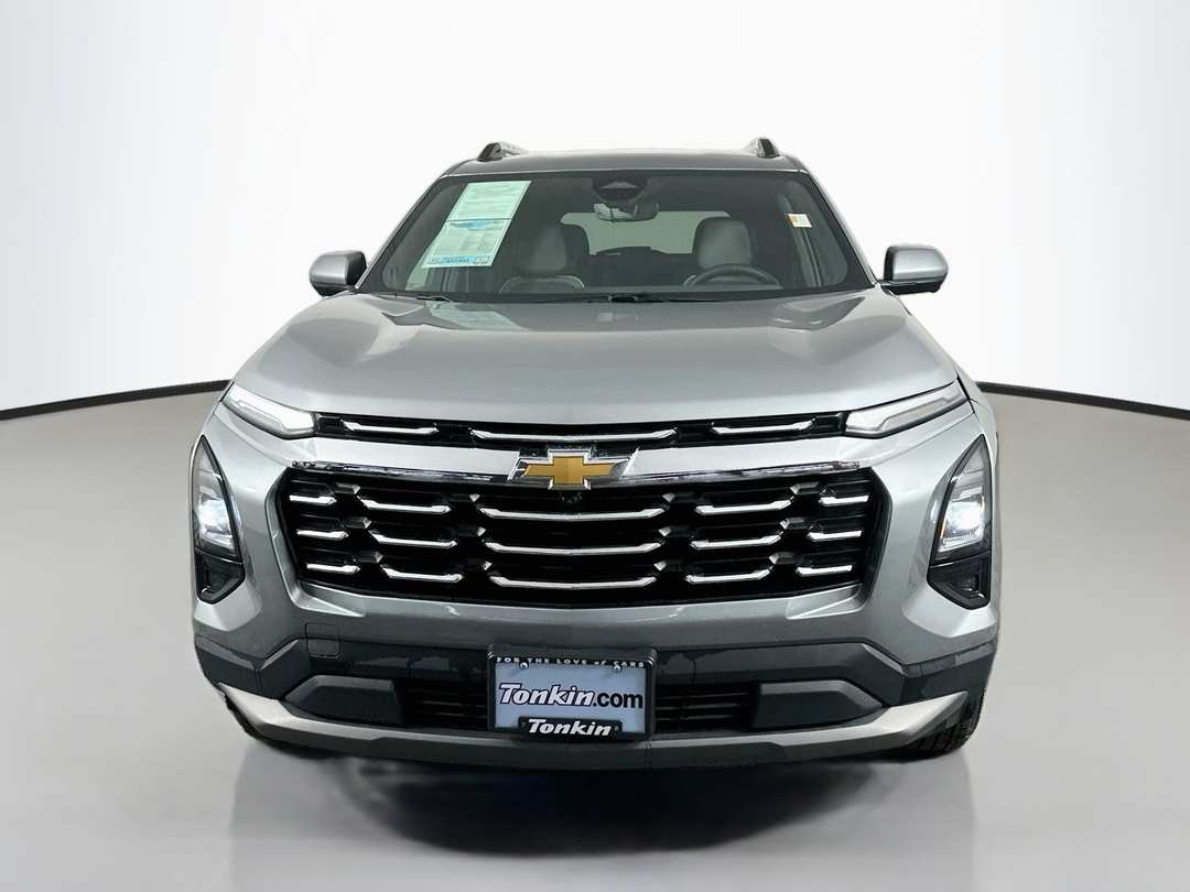 2025 Chevrolet Equinox LT - Image 2