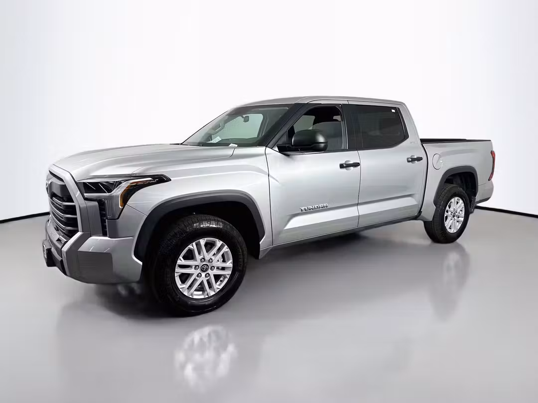 2023 Toyota Tundra SR5 - Image 3