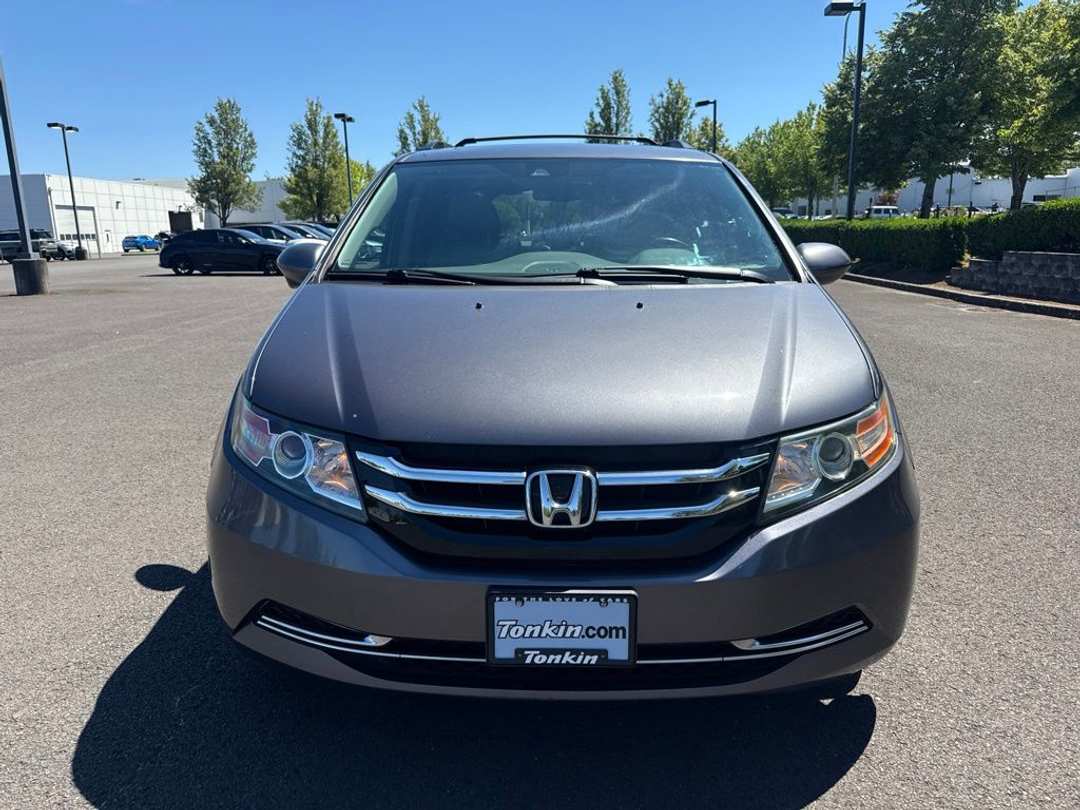 2016 Honda Odyssey EXL - Image 2