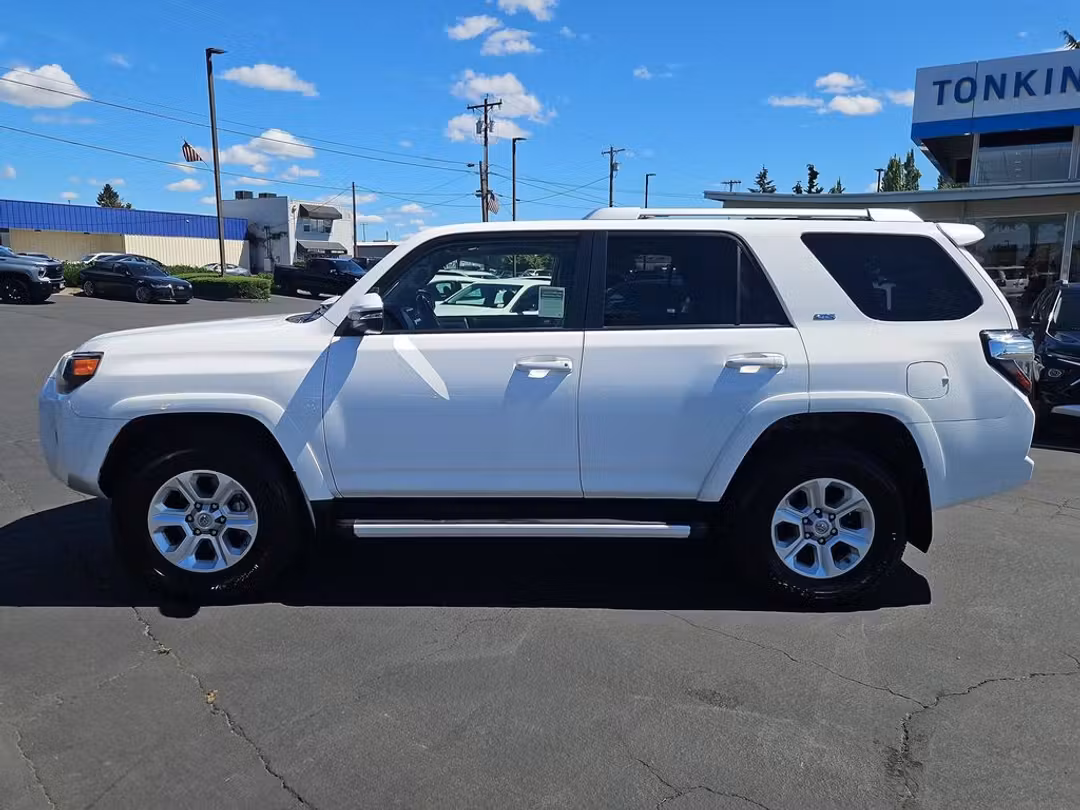 2015 Toyota 4Runner SR5 Premium - Image 3