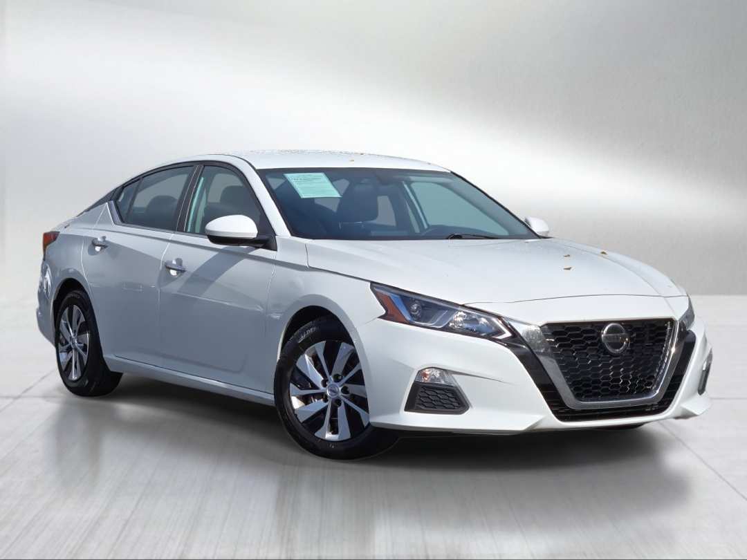 2020 Nissan Altima 2.5 S - Image 2