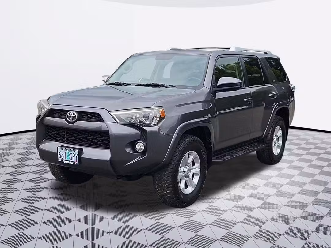 2016 Toyota 4Runner SR5 - Image 2