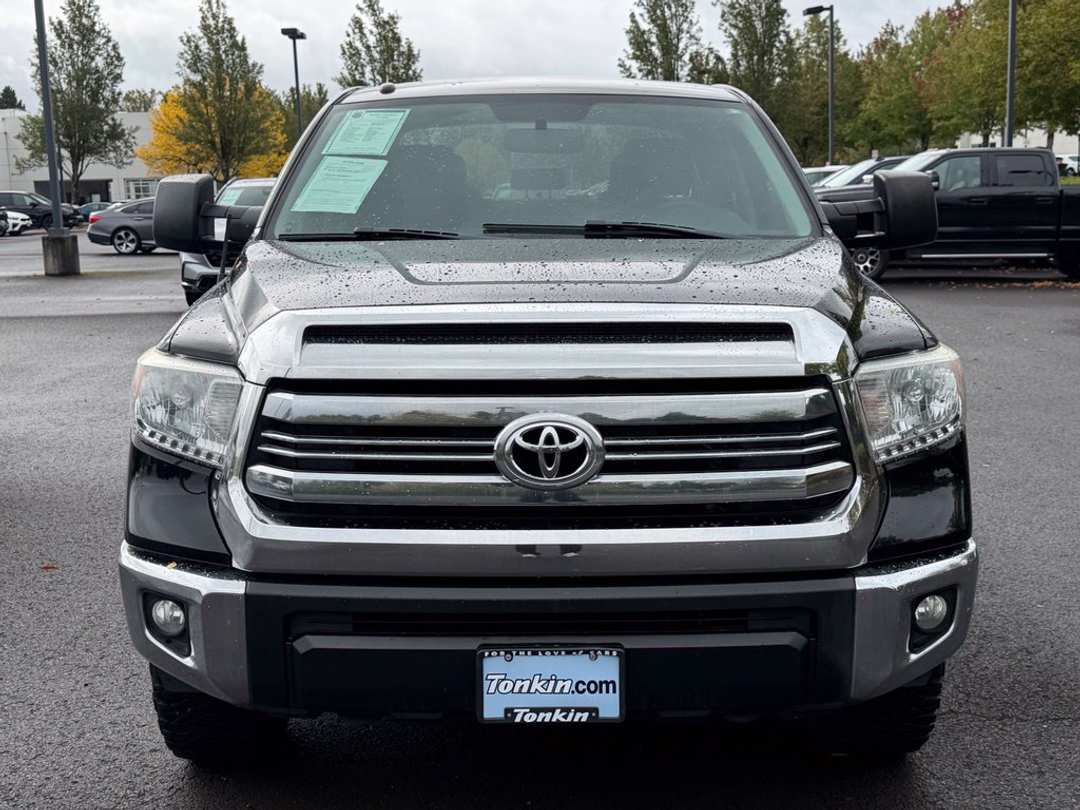 2017 Toyota Tundra SR5 - Image 3