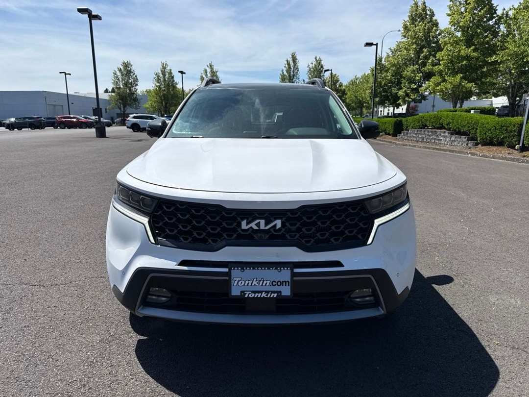 2022 Kia Sorento XLine SX Prestige - Image 2