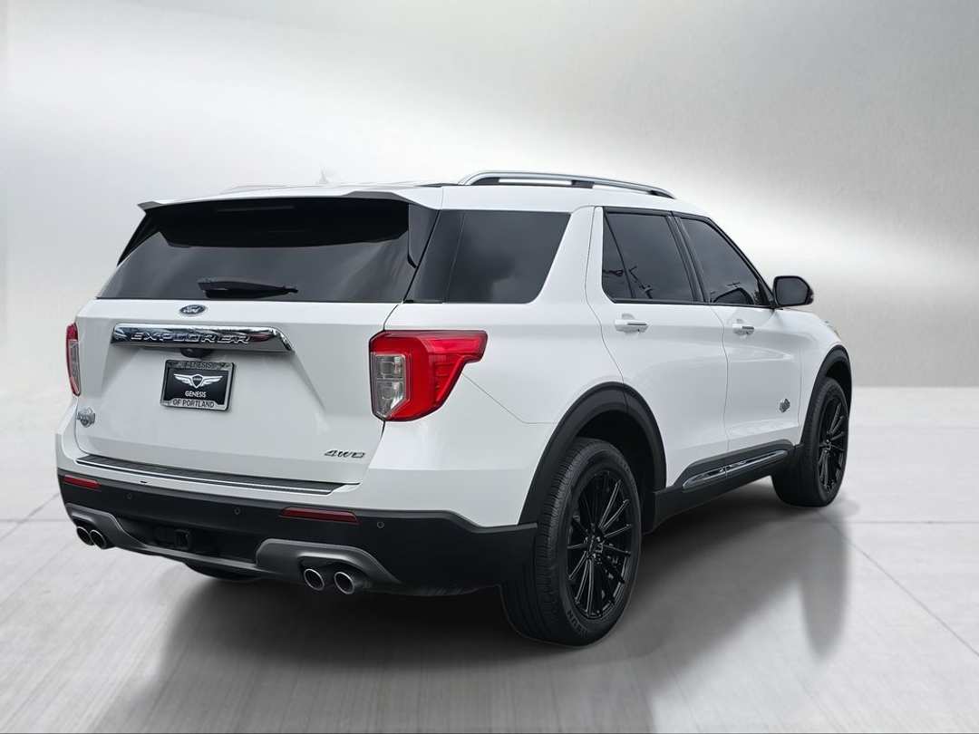 2023 Ford Explorer King Ranch - Image 3