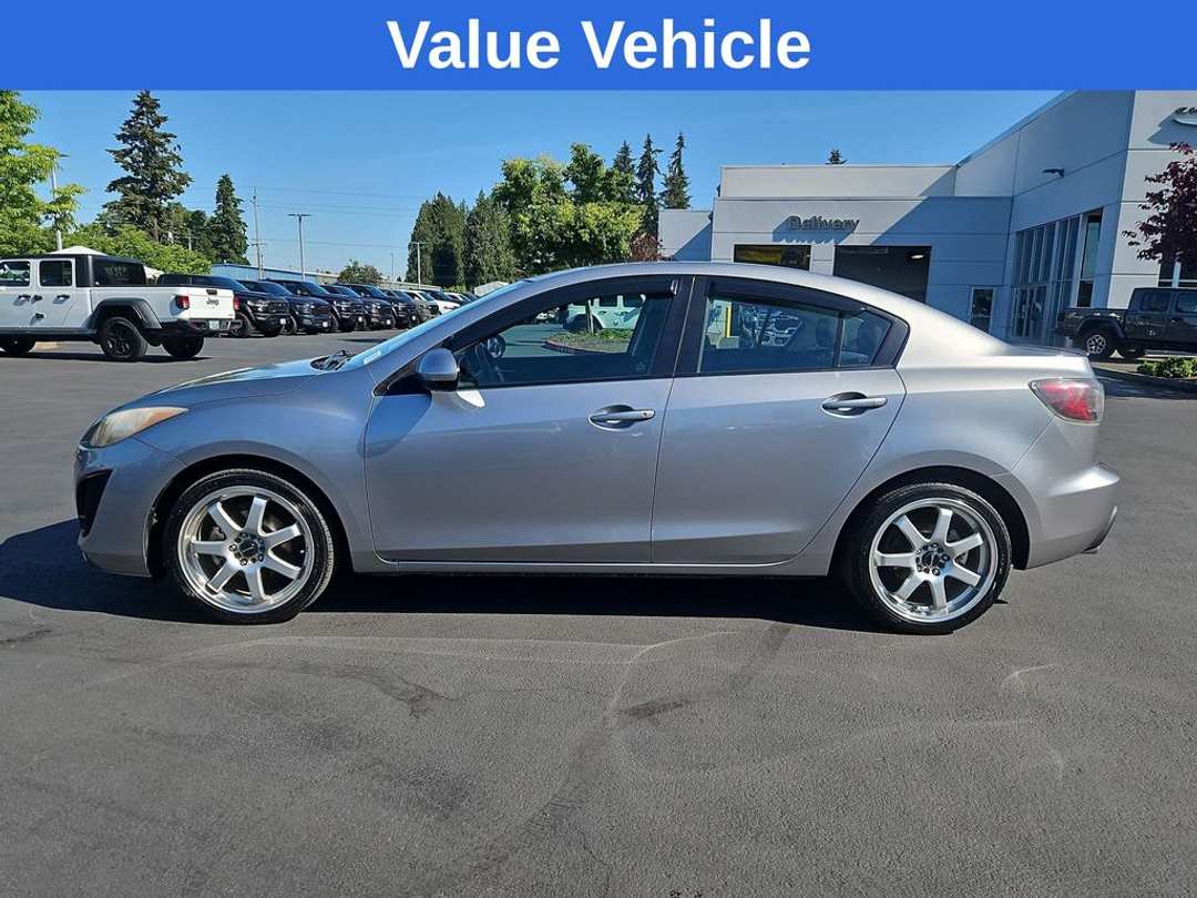 2011 MAZDA Mazda3 i Touring - Image 3