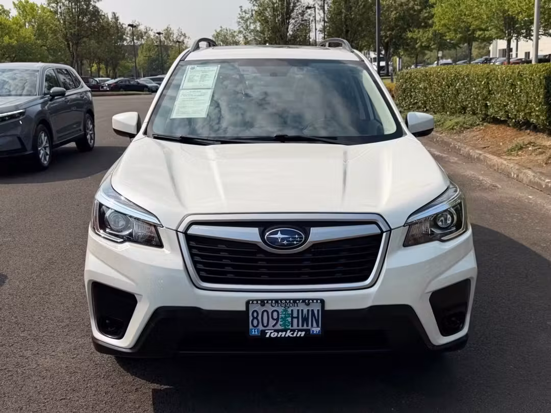 2020 Subaru Forester Premium - Image 3