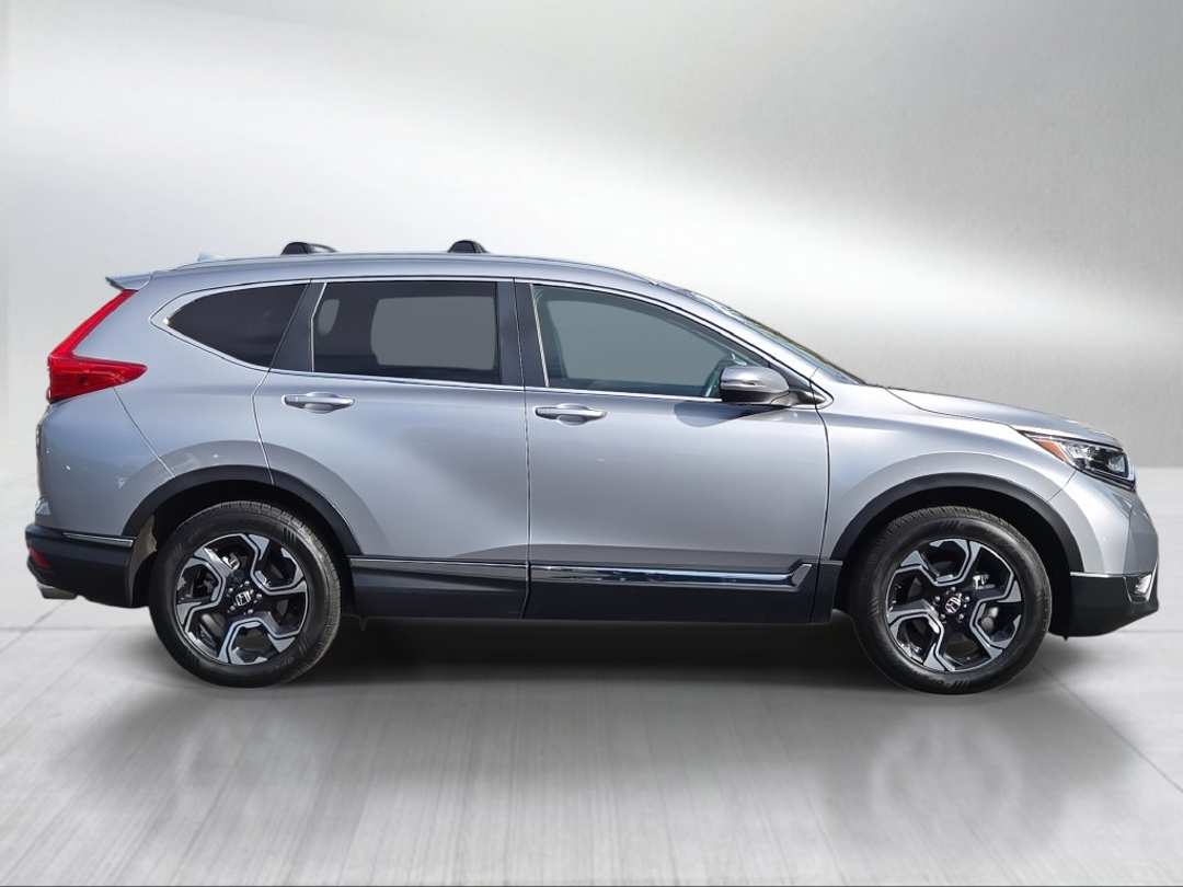 2019 Honda CR-V Touring - Image 3