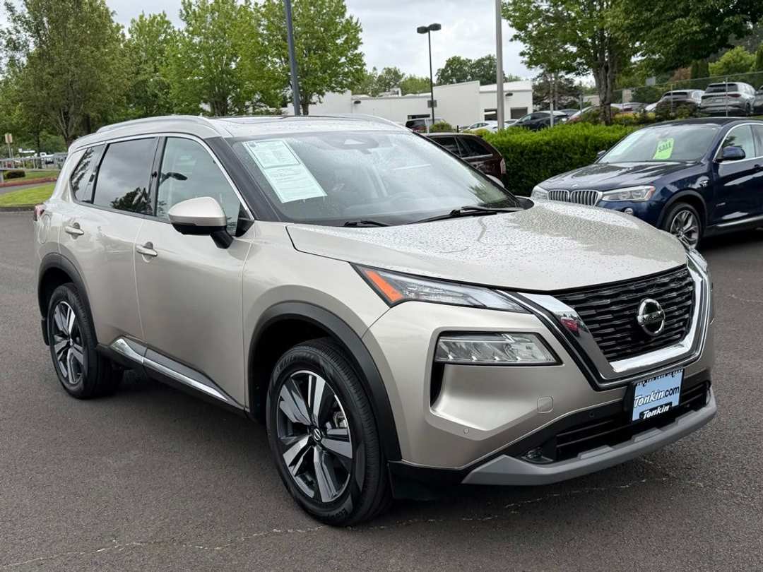 2021 Nissan Rogue SL - Image 2