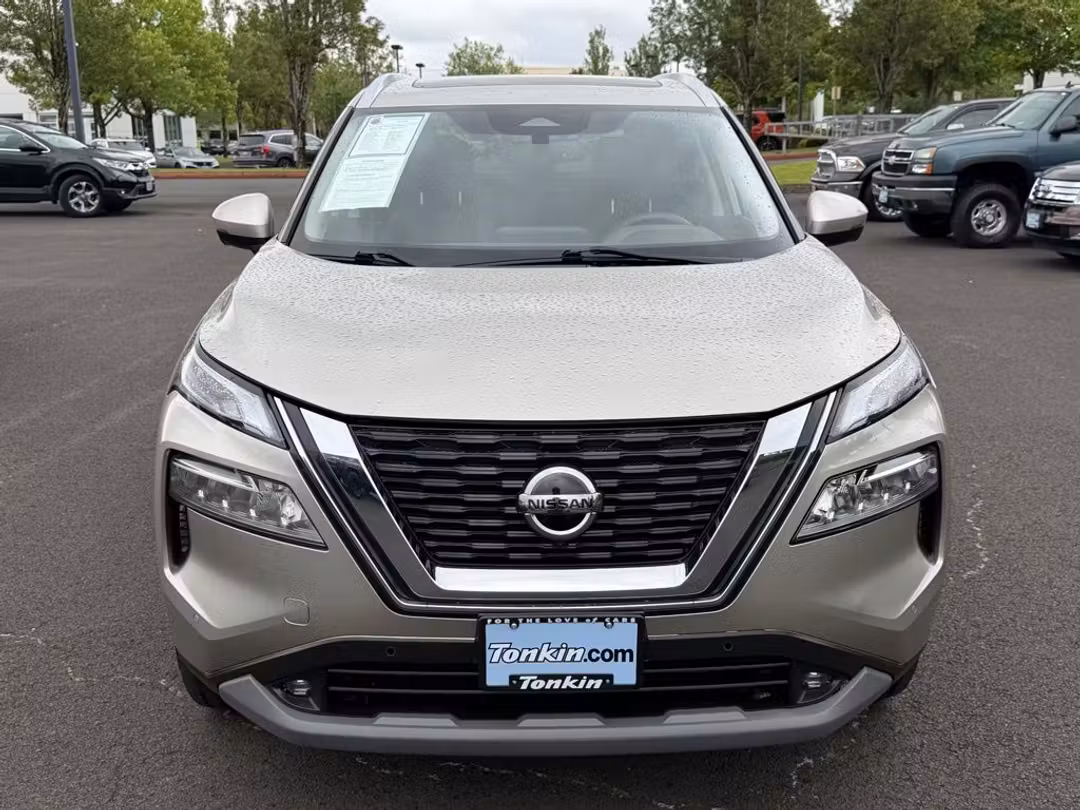 2021 Nissan Rogue SL - Image 3