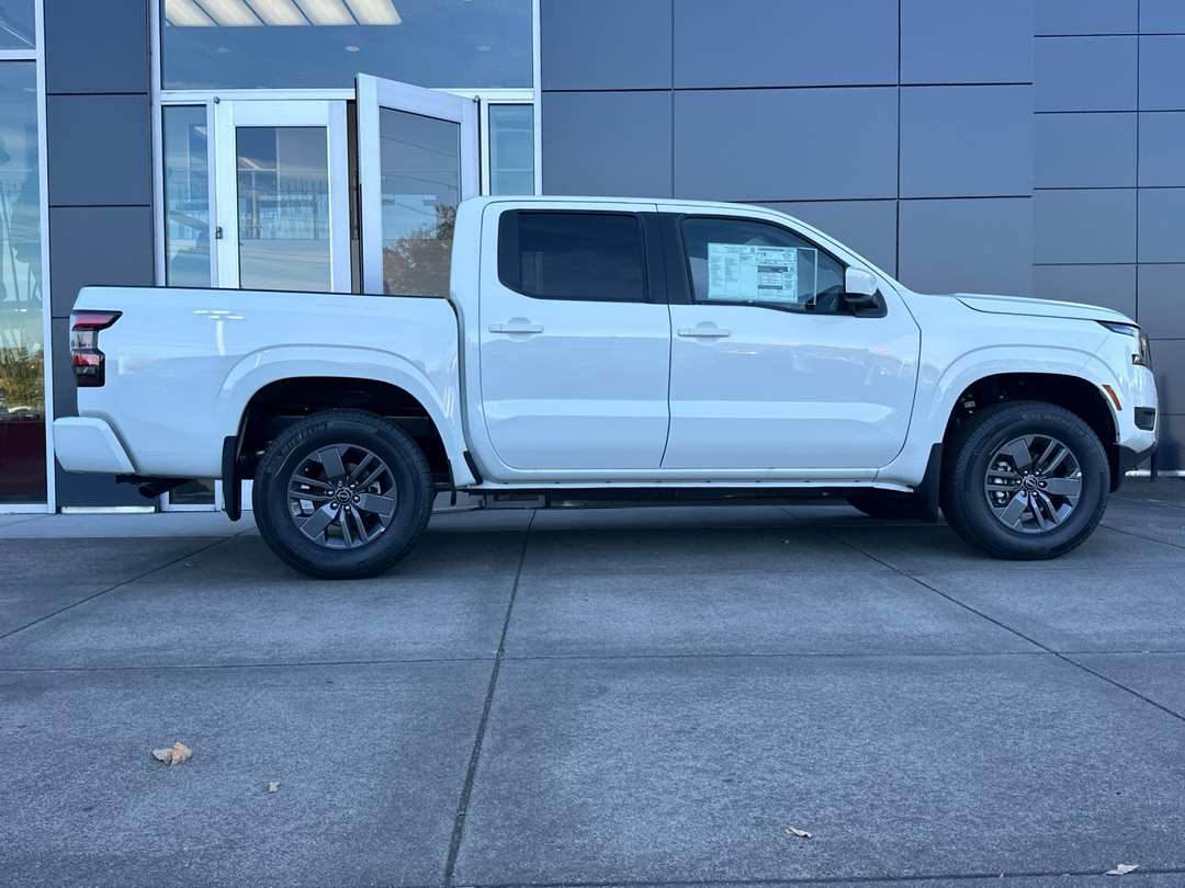 2026 Nissan Frontier SV - Image 3