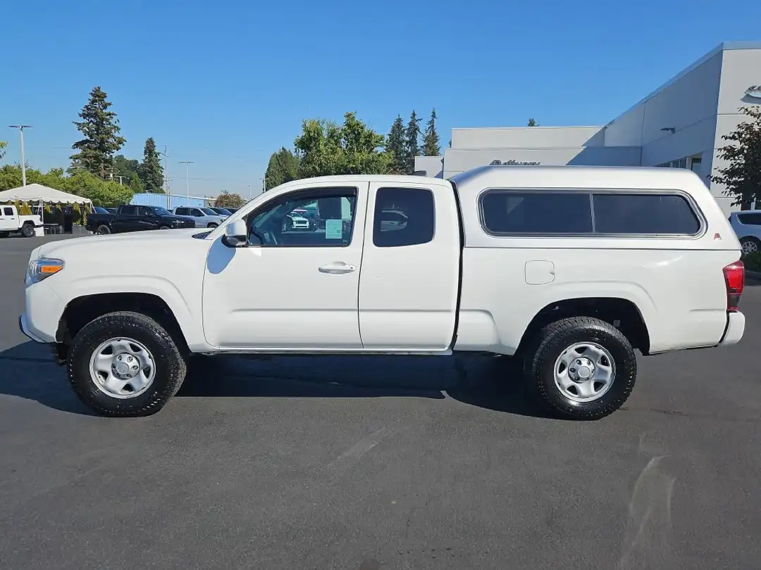 2021 Toyota Tacoma SR - Image 3